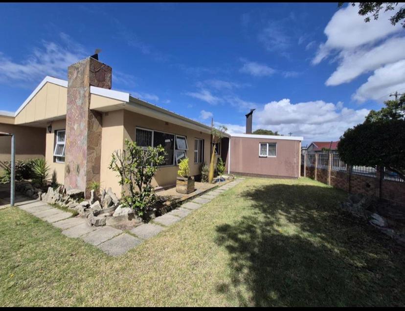 Image of a room in 51 Wendlandt Street Parow